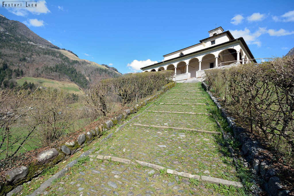 Chiesa di San Pietro Ardesio -foto di Luca Festari